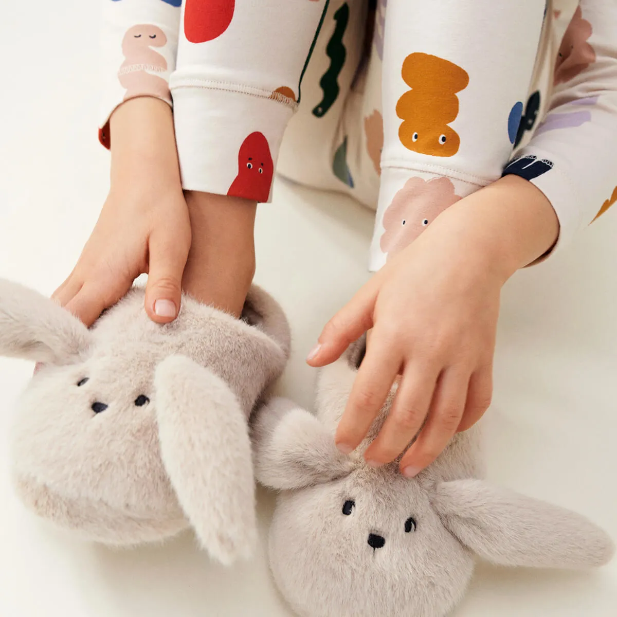Avaja Rabbit Slippers in Mist by Liewood
