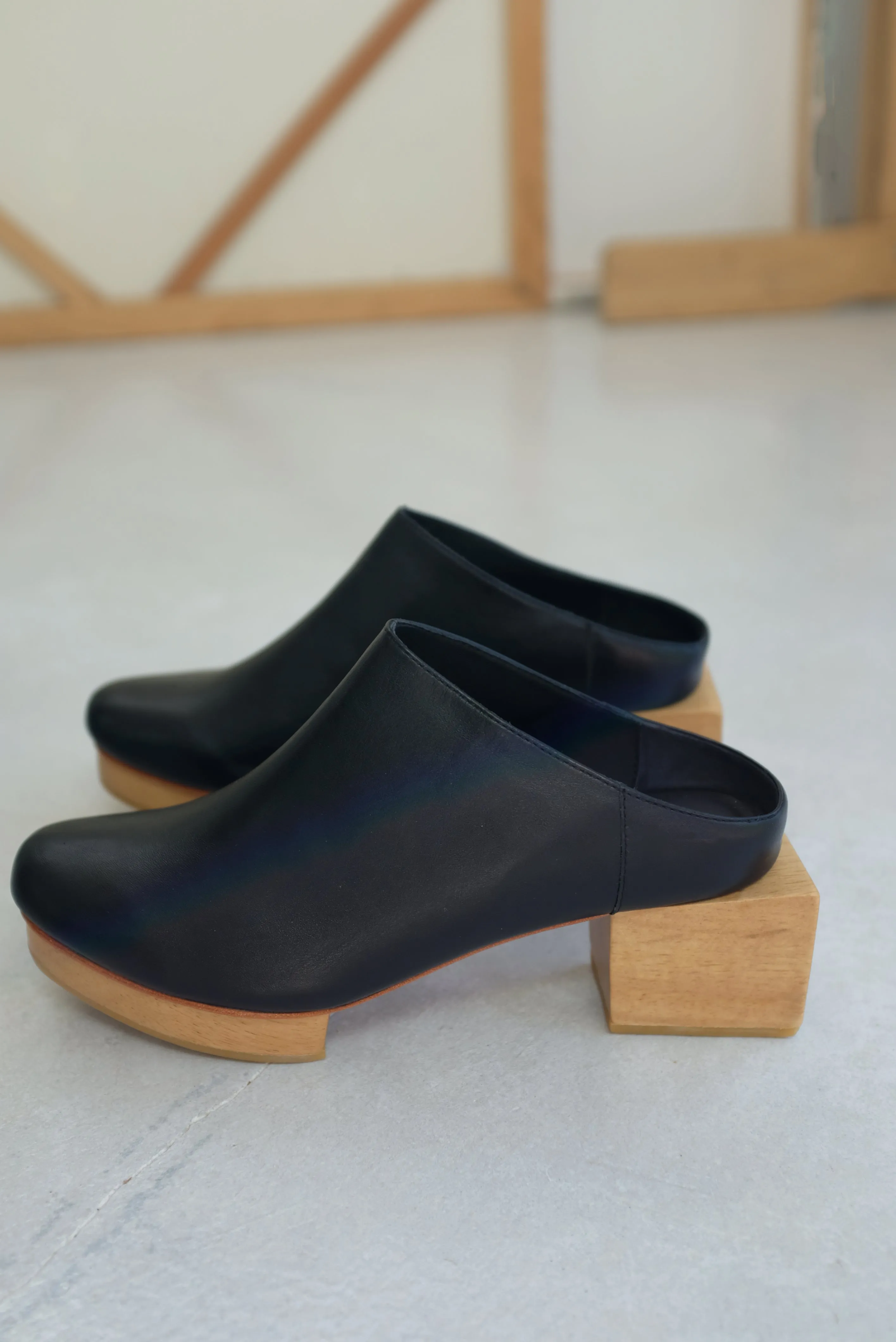 Beklina Matisse Platform Mules Black