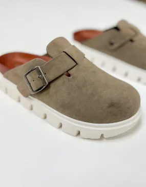 Geneva Clog