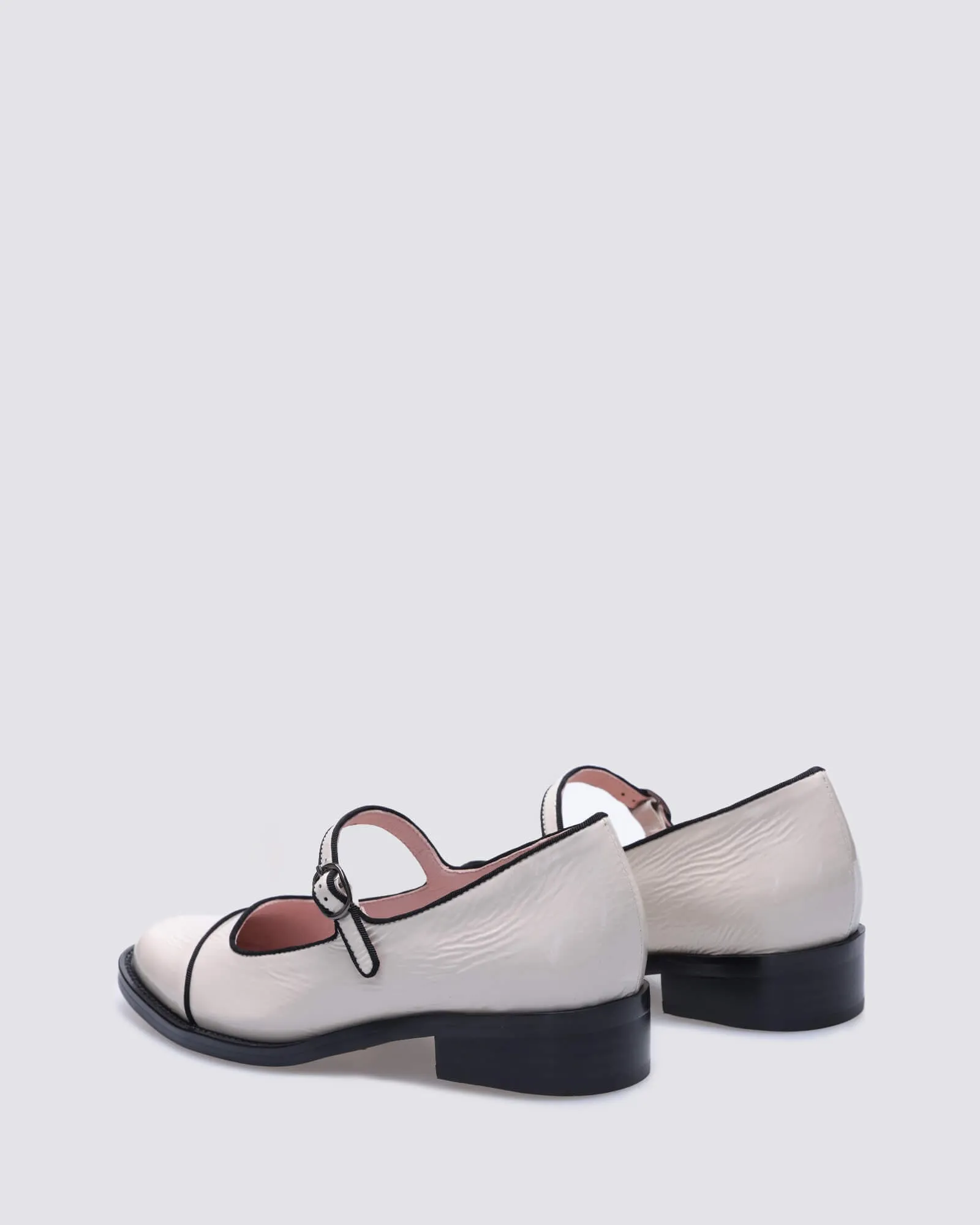 JUICY MARYJANE FLATS ECRU PATENT LEATHER