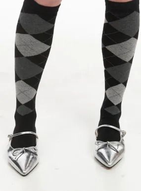 Ribbon Glossy Strapped Flats IJ530